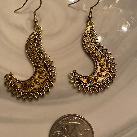 Jewelry - Zephyr Bohemian Dangle Earrings